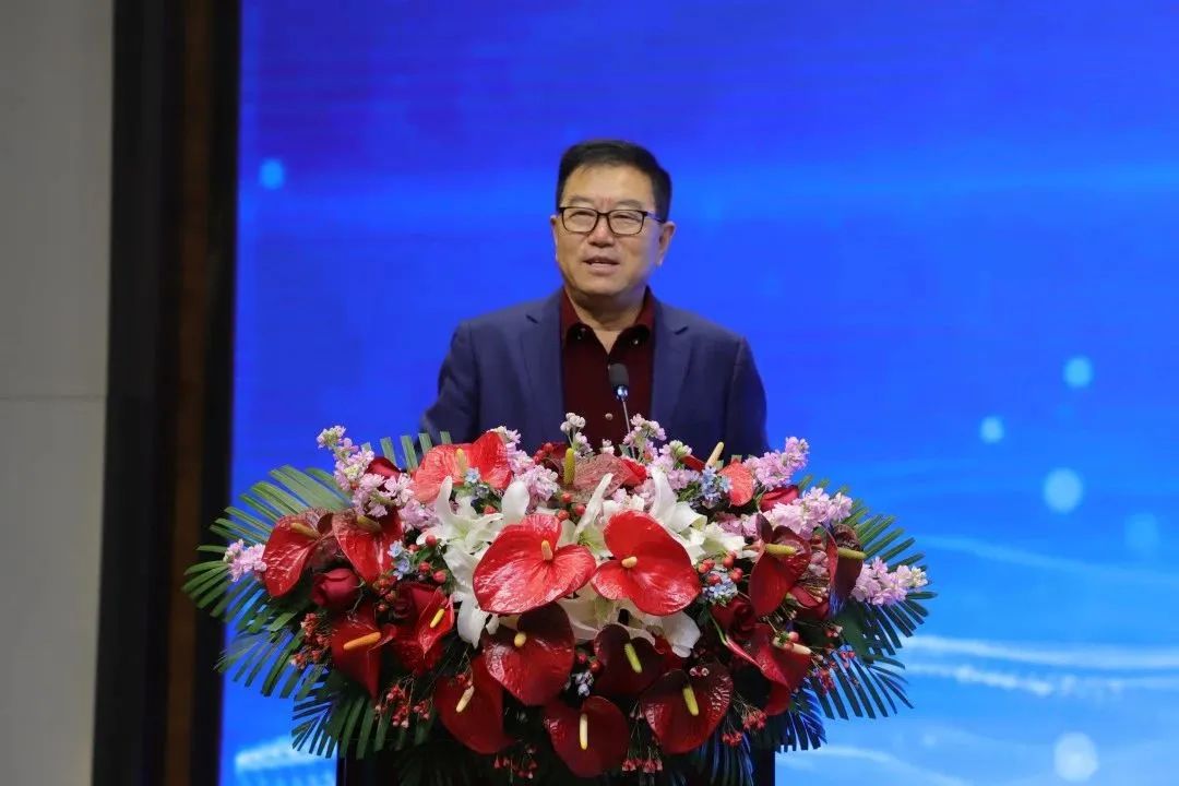 融合聚變，創(chuàng)新突破丨智慧產(chǎn)業(yè)集團(tuán)2022年度總結(jié)暨表彰大會順利召開